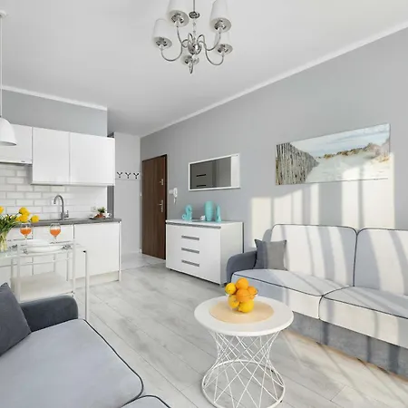 Functional Family In The Center With Balcony By Renters Appartement *