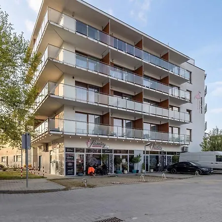 Functional Family In The Center With Balcony By Renters شقة